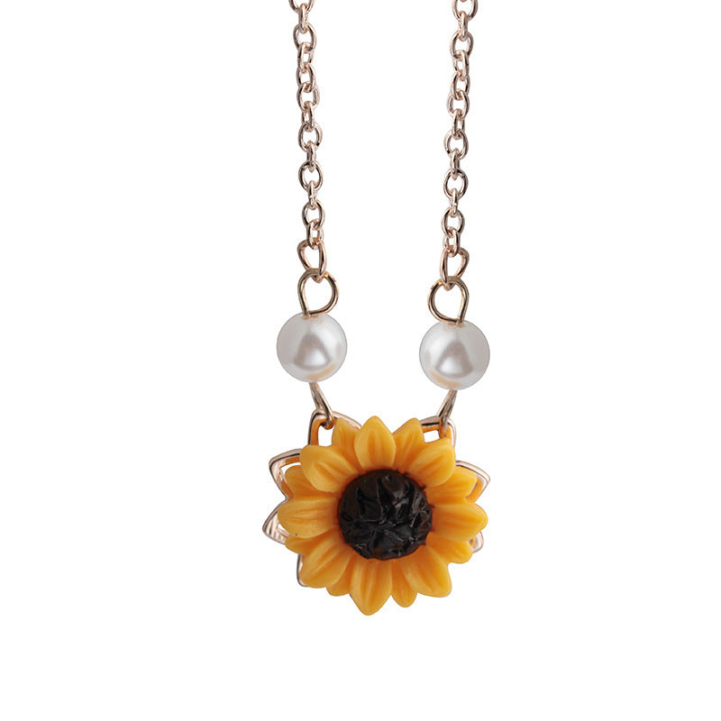 Sunflower leaf pendant necklace