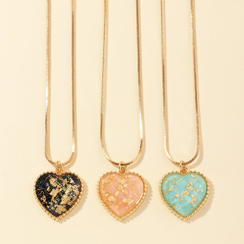 Necklace retro gold leaf peach heart pendant