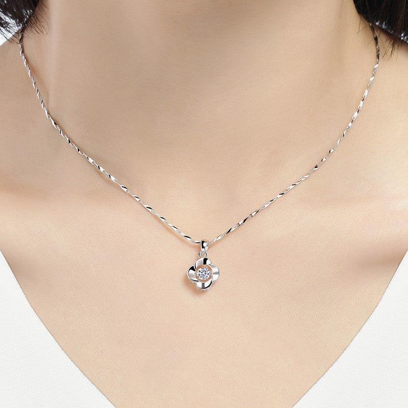 Net Red Fashion Happiness Clover Smart Pendant